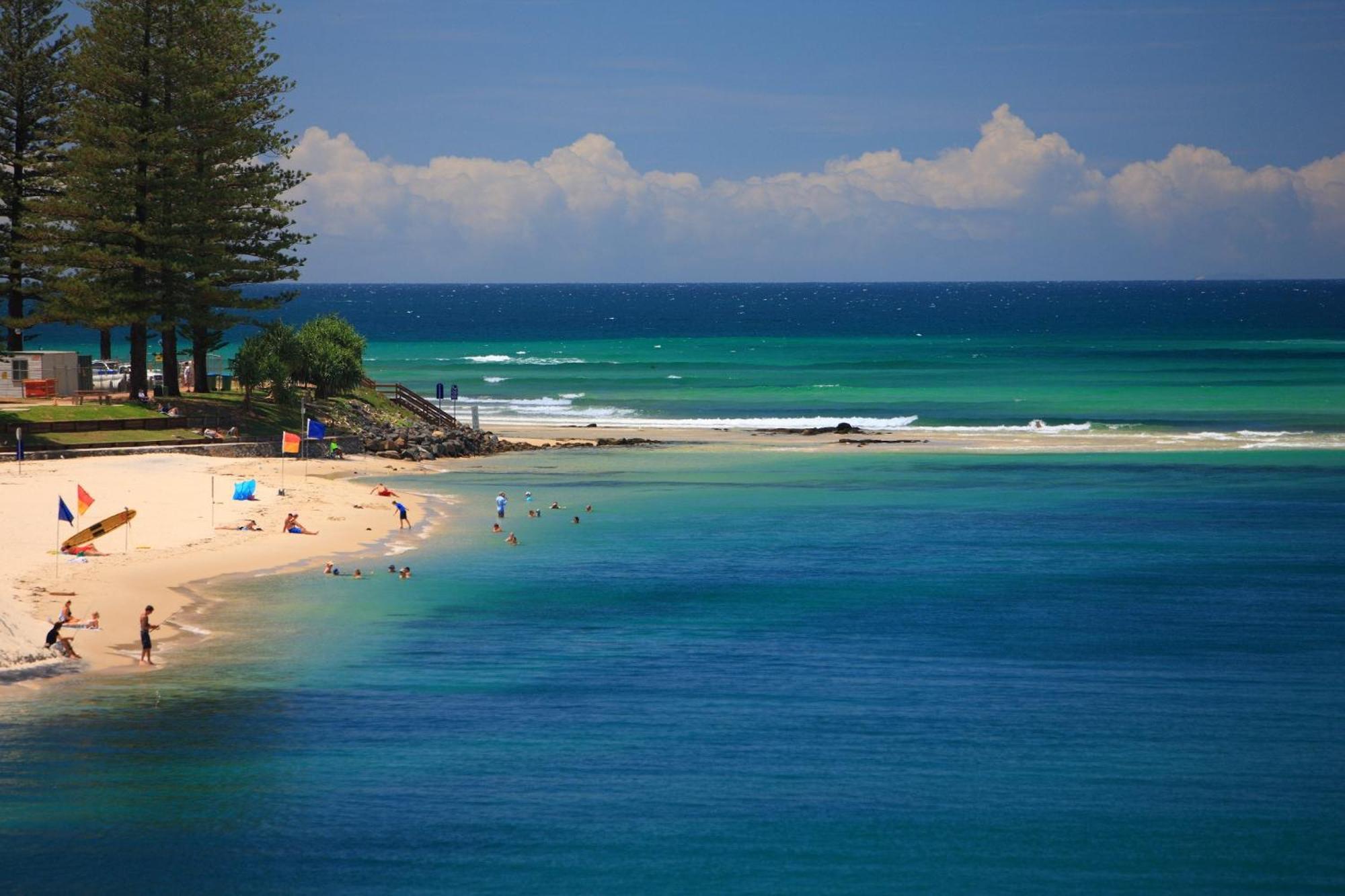 Rumba Beach Resort Caloundra Exterior photo